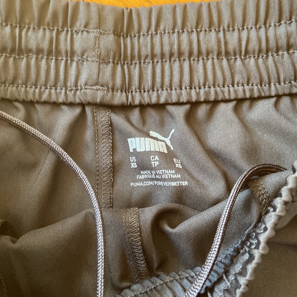 Puma running shorts XS - Picture 2 of 4